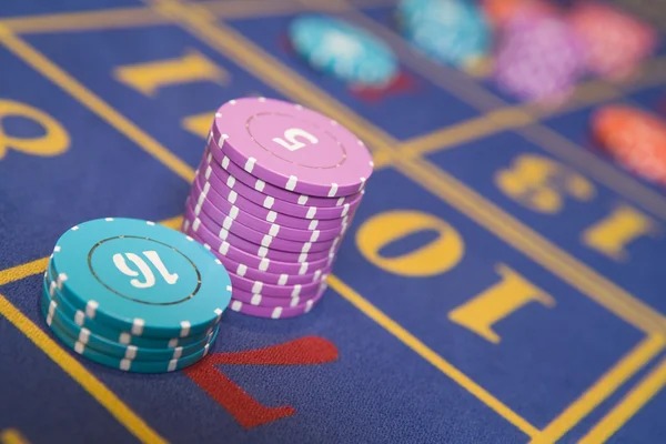 fat4d login live blackjack table with professional dealer and multi-camera studio setup